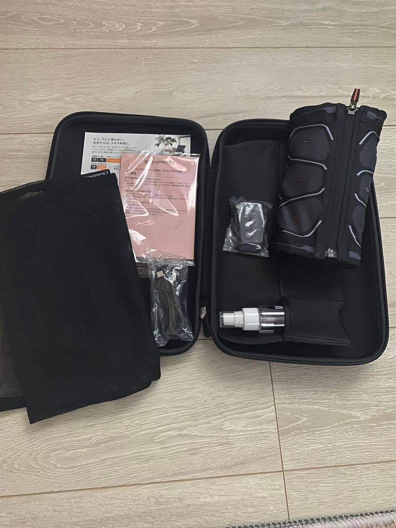 シックスパッド　パワースーツコアベルト