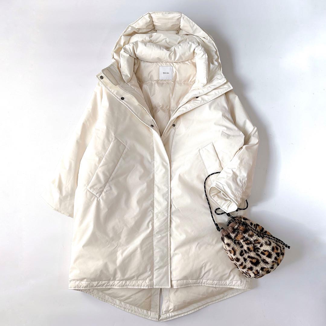 I*O様 美品⁑スピックアンドスパン　2024 撥水フーデッドダウンコート　ホワ