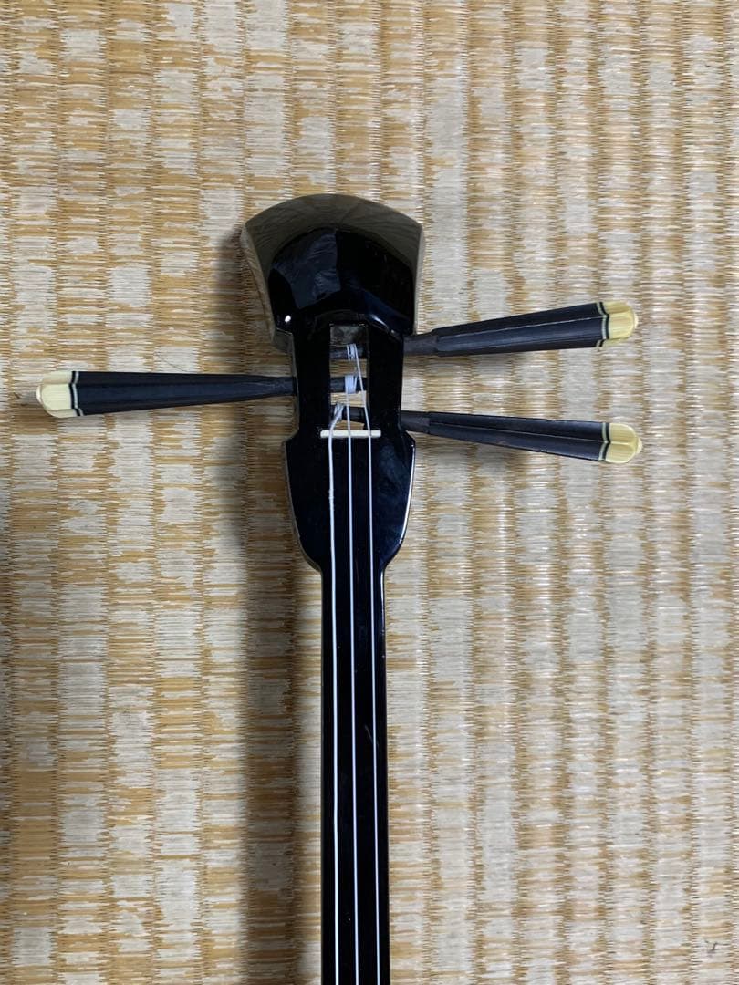 画像追加＆価格大幅調整！！昭和中期頃八重山黒木真壁型三線 古典音楽