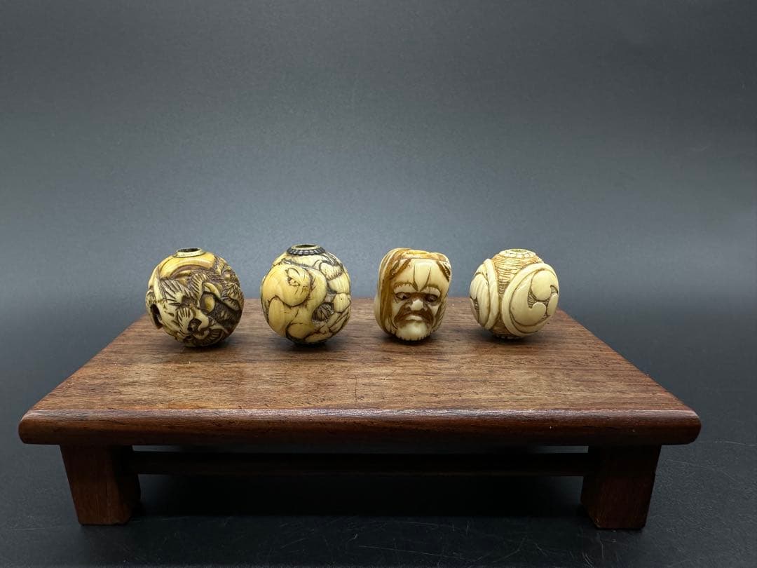 緒締　玉4点 玉　おじめ　根付　提げ物　骨董古美術