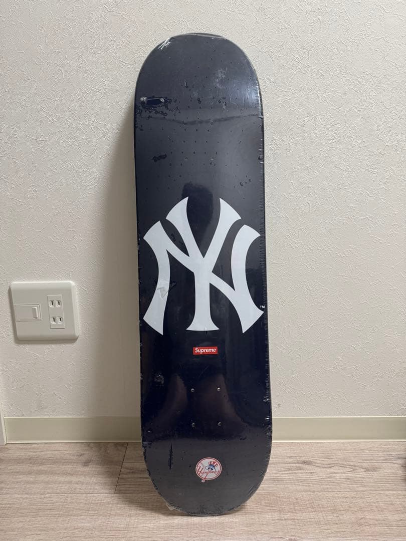 値下げ　Supreme NY Yankees スケートボードデッキ