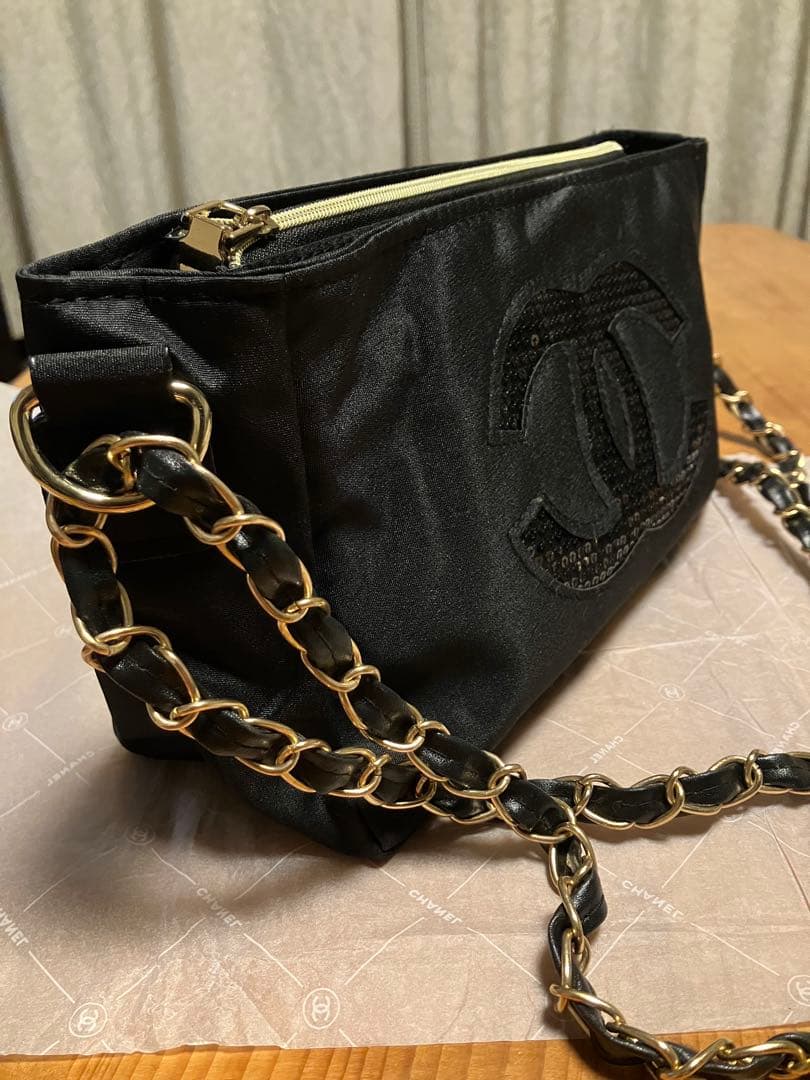 非売品】CHANELシャネルノベルティ ブラックスパンコール ショルダー