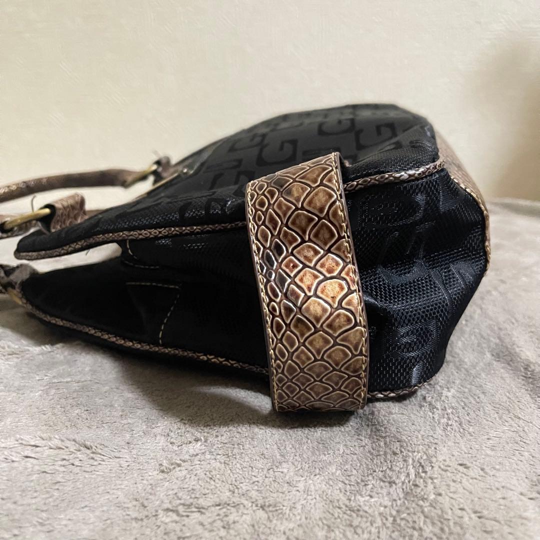 00s archive y2k GUESS black handbag - メルカリ