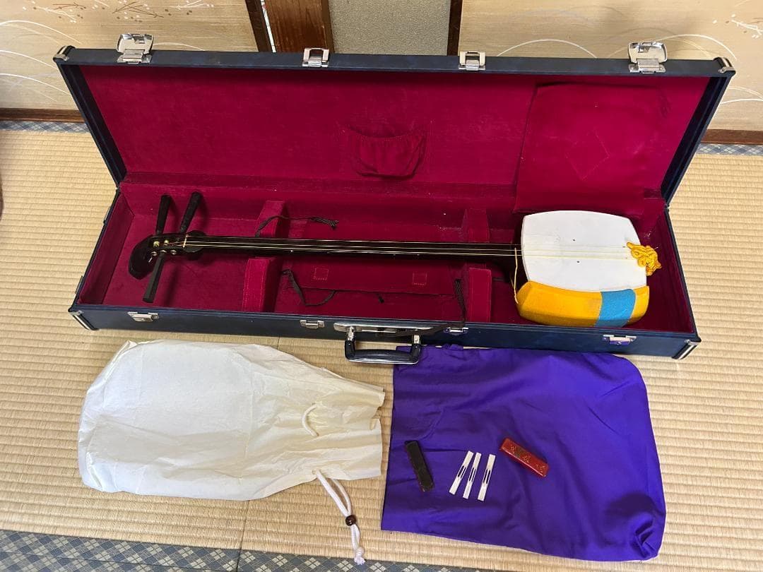 H*☆様 三味線　ハードケース付き 楽天市場】三味線ケース 撥水 軽量 リュック付 津軽 太棹用 おまけ付