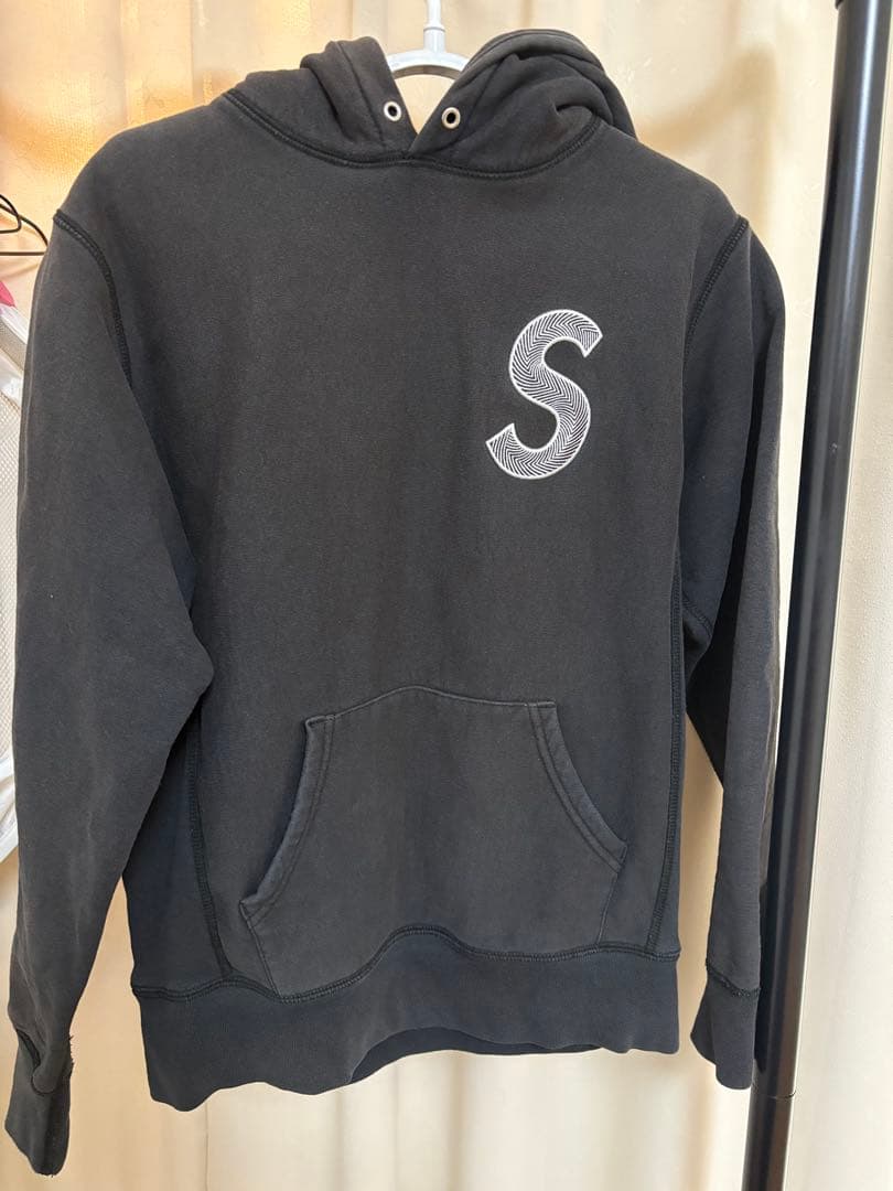 SUPREME Sロゴ　ブラック パーカー