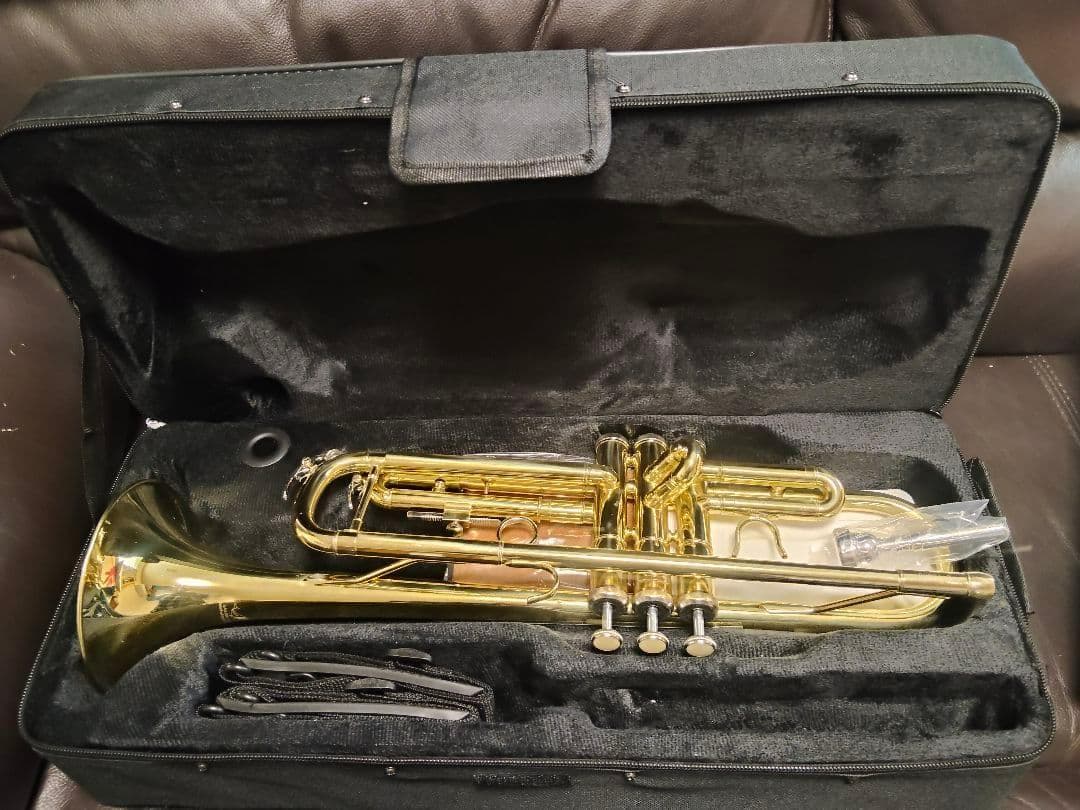 トランペット　金　蓝鲸乐器　未使用品