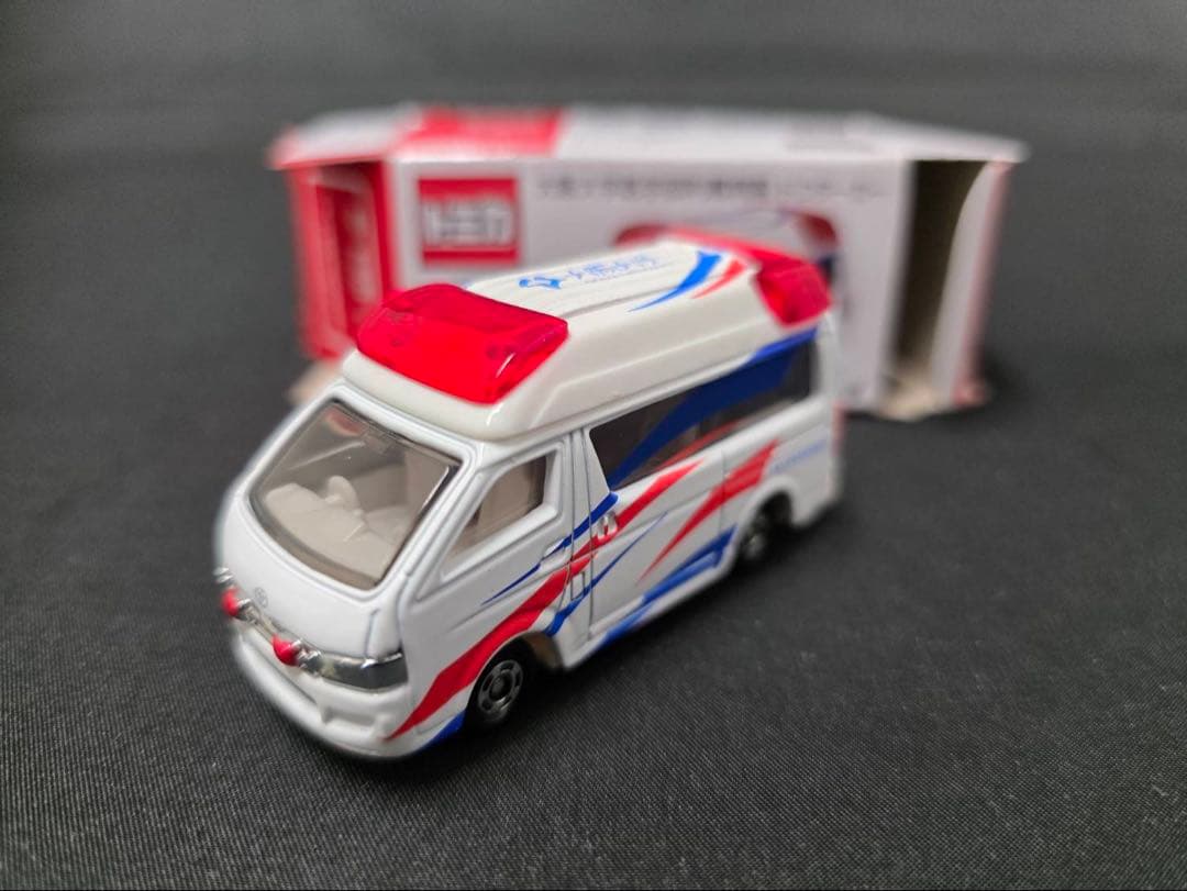 貴重 限定品 トミカ大阪大学医学部附属病院ドクターカー 大阪大学医学部附属病院ドクターカー - メルカリ