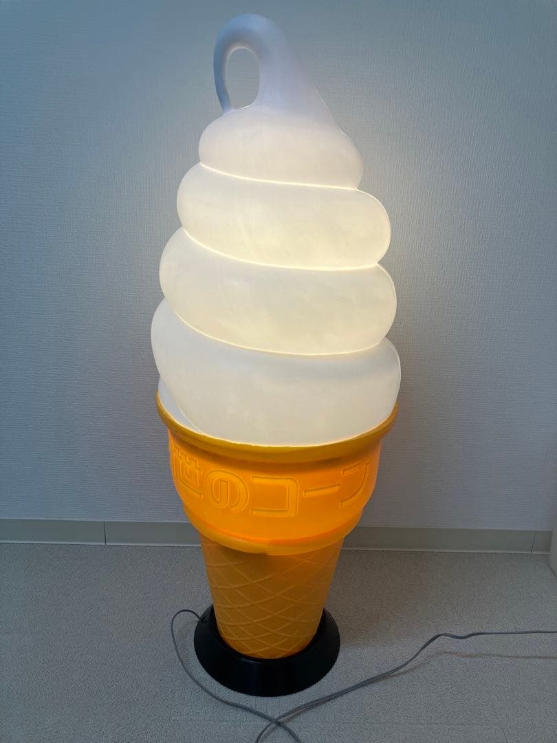日世 ソフトクリーム 置物 看板 ディスプレイ 電飾 - メルカリ