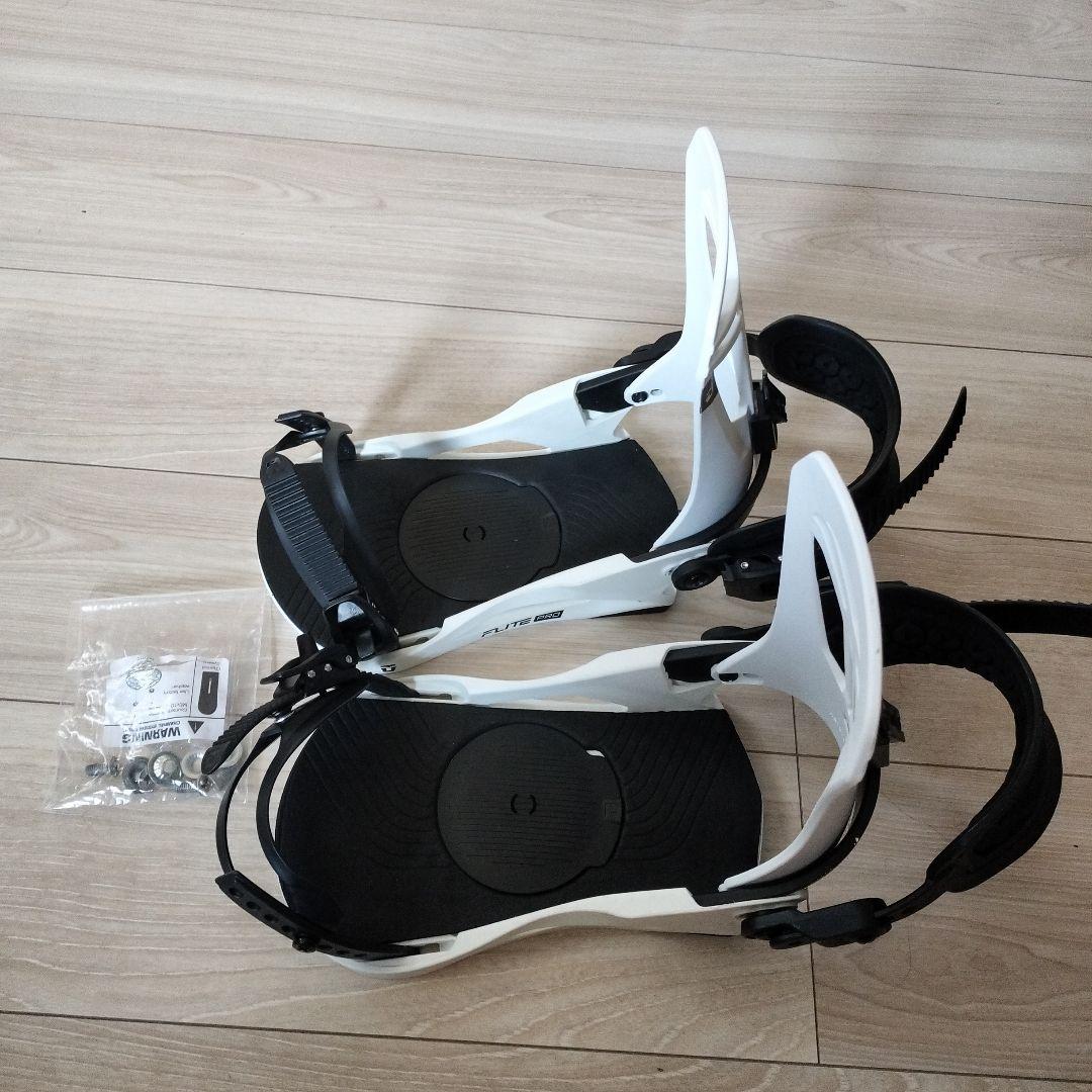 UNION　フライトプロ　ホワイト スノーボード ビンディング　Мサイズ Amazon | [ユニオン] スノーボード ビンディング メンズ フライトプロ