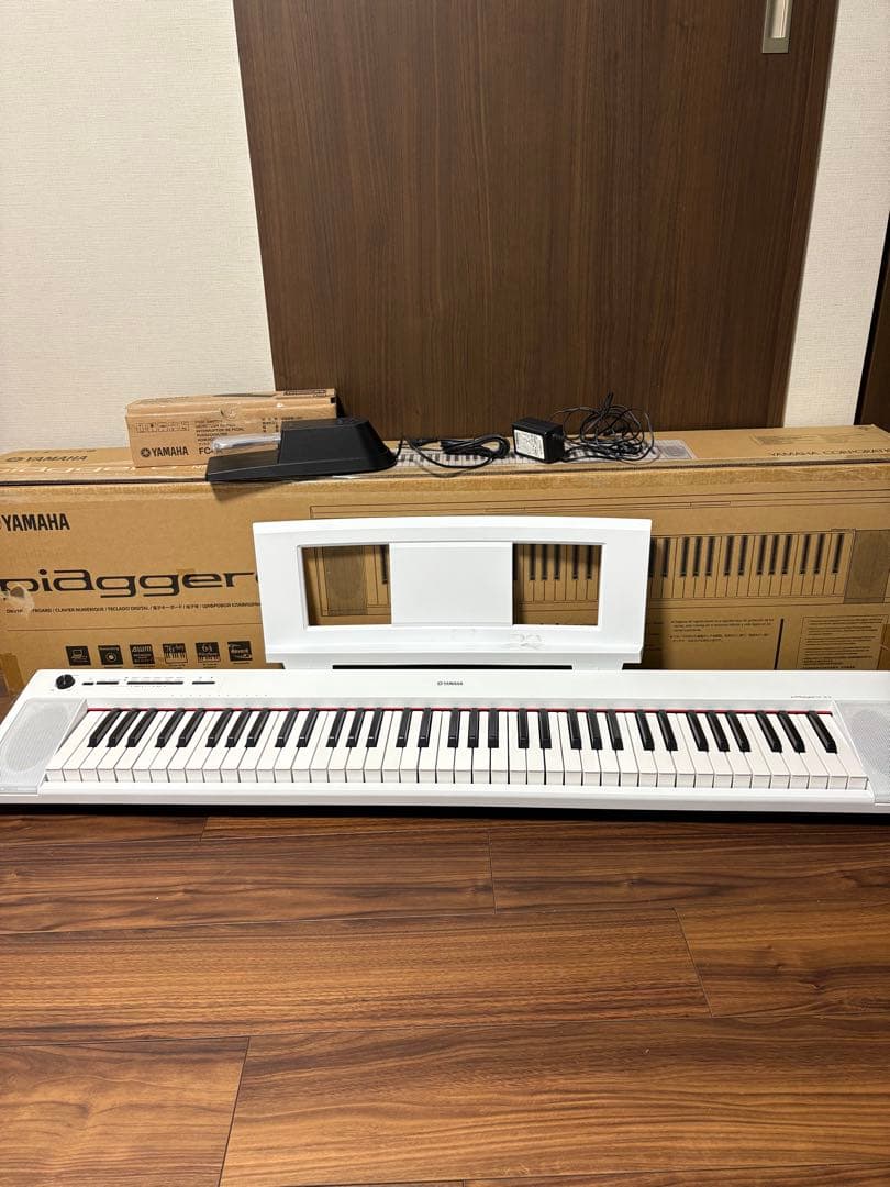 ヤマハ YAMAHA 電子キーボード piaggero ホワイト NP-32WH mt0168124_3_m.jpg