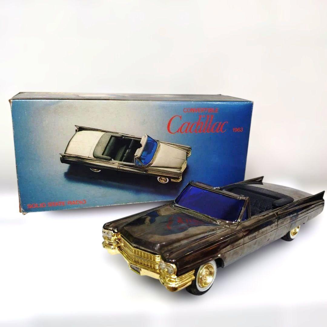 Cadillac 1963 オープンカー ブラック/ゴールド 1963 Cadillac Series 62 Convertible | Beverly Hills Car Club