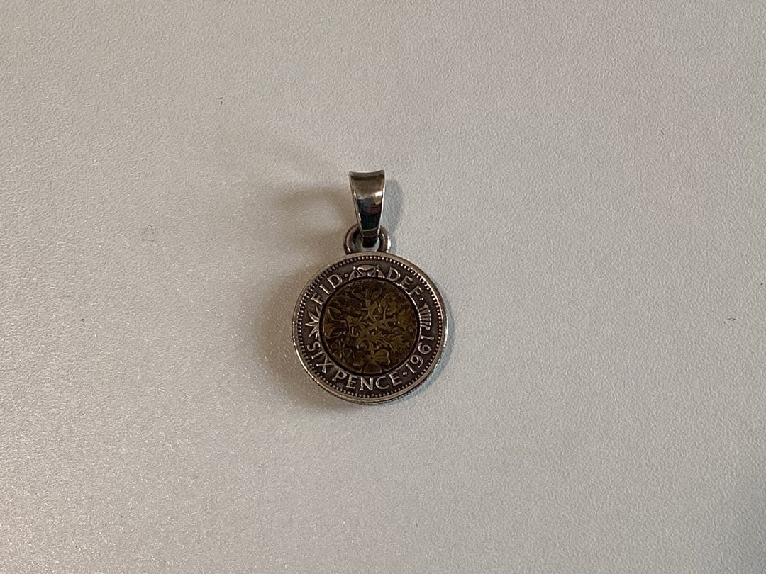 (O_O) アクアシルバー　幸せの６ペンスペンダントヘッド AQUA SILVER（アクアシルバー） 6ペンスコイン シルバーペンダント