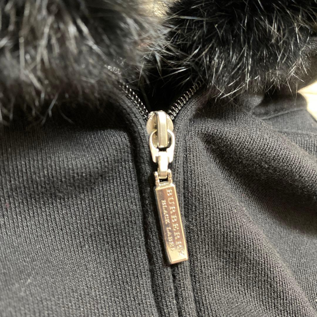 美品✨バーバリーブラックレーベル 黒パーカー ノバチェック ラビット