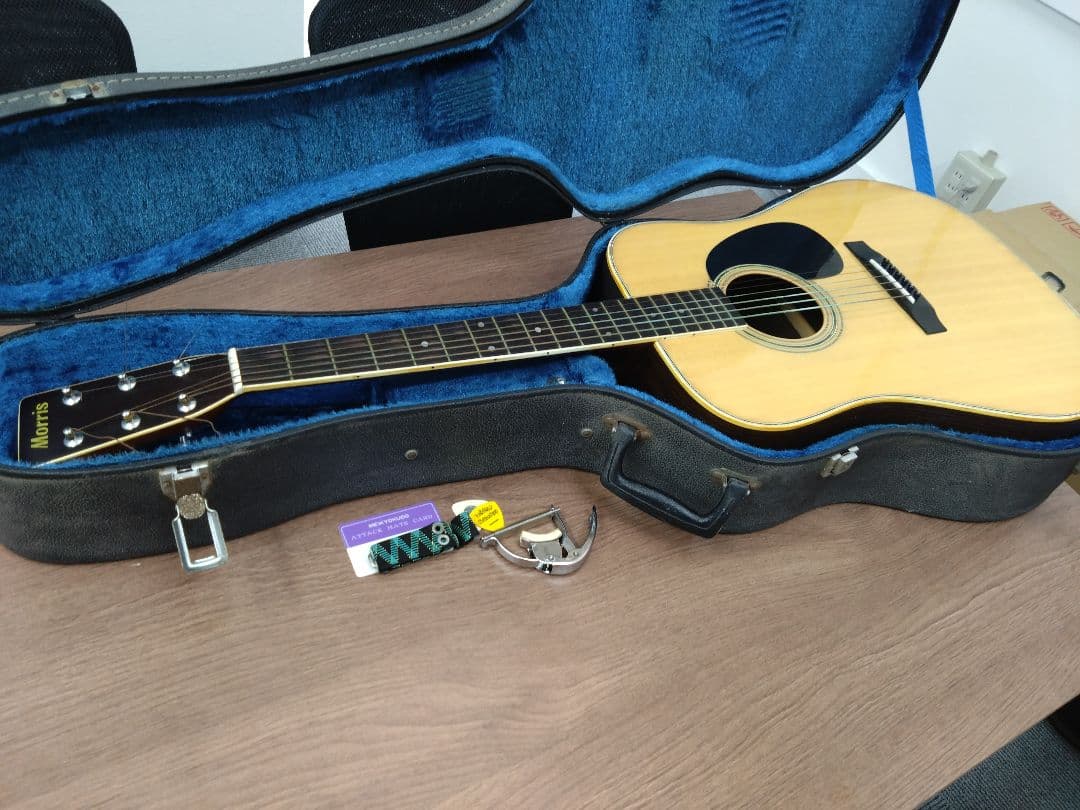 モーリス　Morris w-25 アコースティックギター ハードケース付き