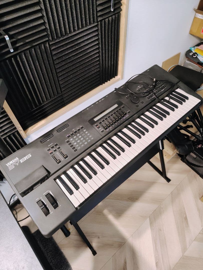 Yamaha SY85 シンセサイザー 61鍵 - メルカリ