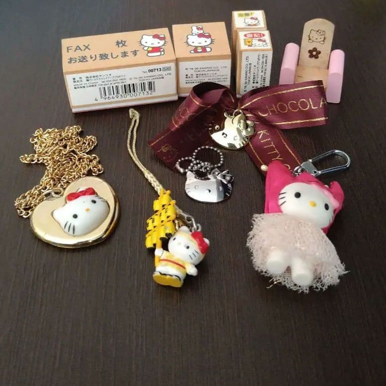 ハローキティ グッズ まとめ売り - メルカリ