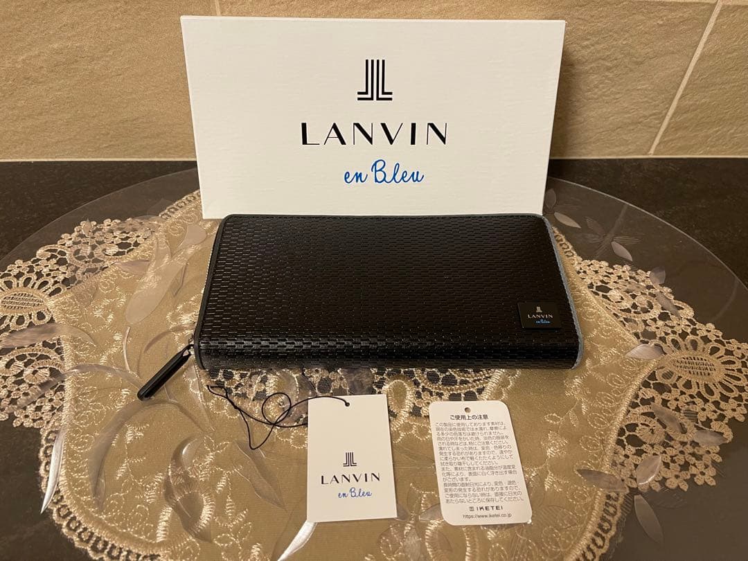 【新品】LANVIN en Bleu　長財布　黒　17,600円 LANVIN en Bleu ランバンオンブルー ロージュ ラウンドファスナー長