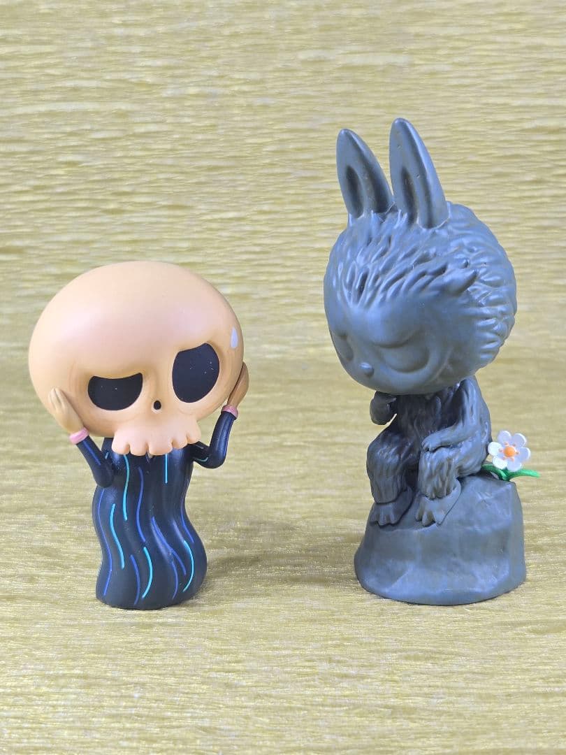 POP MART Kasing フィギュア 2体セット　アート