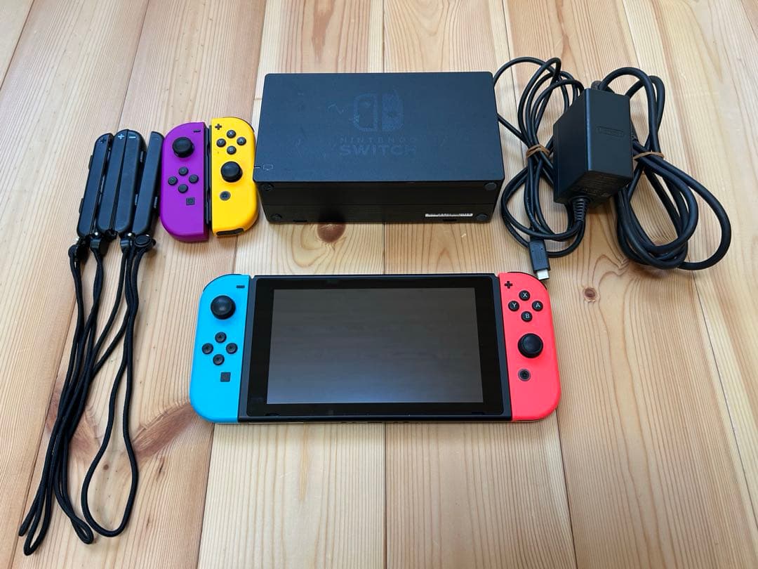 Nintendo Switch ネオンブルー/ネオンレッド　本体　箱なし Amazon.com: Nintendo Switch – OLED Model w/Neon Red & Neon Blue