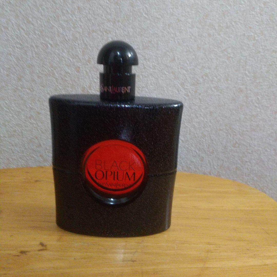 イヴ・サンローラン BLACK OPIUM オードパルファム90mlスプレー