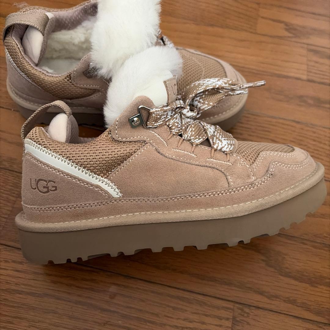 UGG ベージュ ムートンブーツ　スニーカー 楽天市場】【最大1000円OFFクーポン発行中 3/11 11:59まで！】 UGG