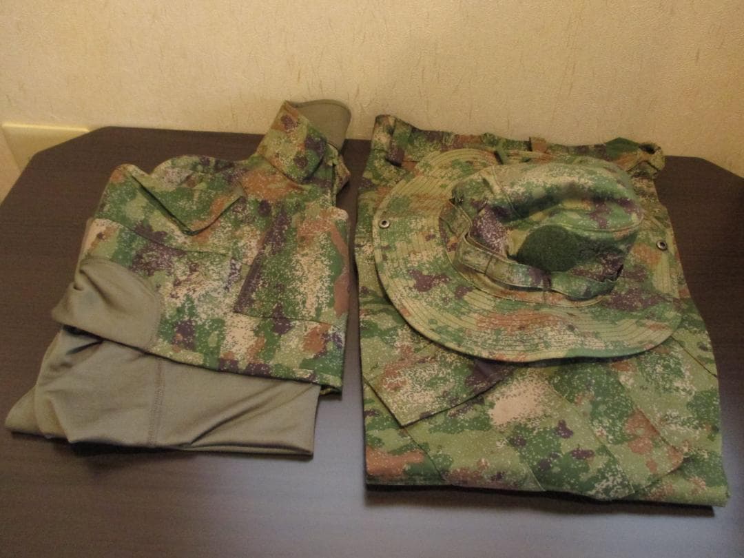 未使用　中国軍　21式　星空迷彩　上下セット　帽子　サイズM　コンバットシャツ