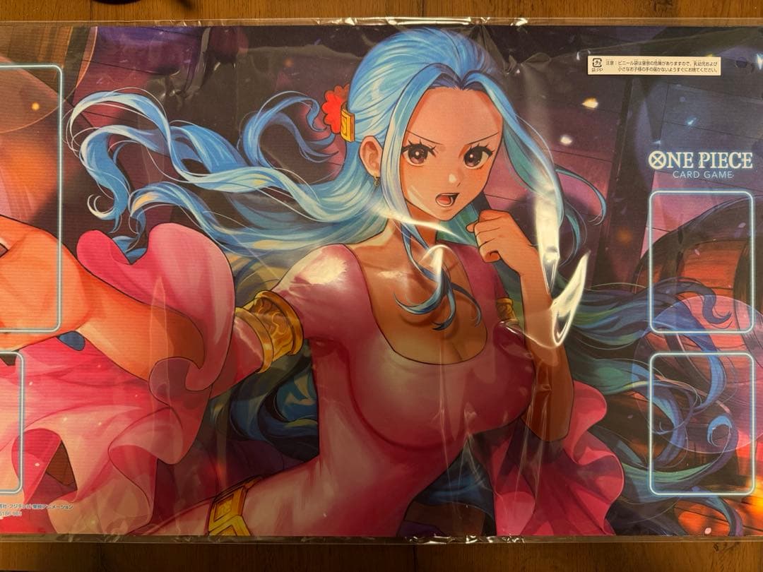 ワンピースカードゲーム ネフェルタリ・ビビ オフィシャルプレイマット