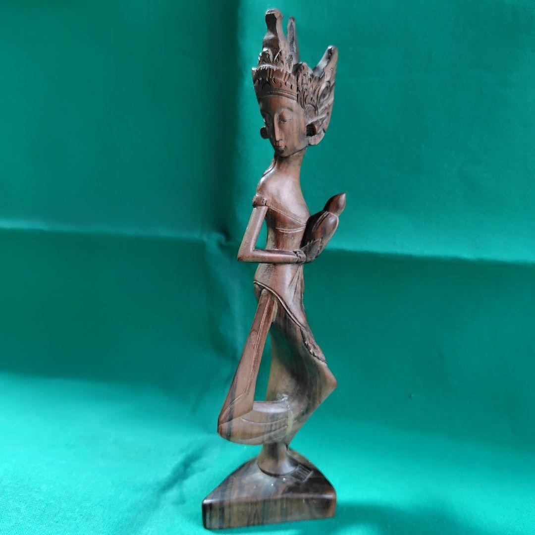 昭和30年代インドネシア木製 女性像 - メルカリ