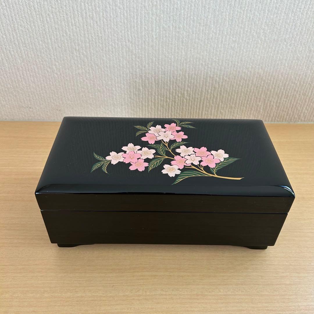 会津塗・桜の花柄オルゴール付きジュエリーボックス・伝統工芸品・美品