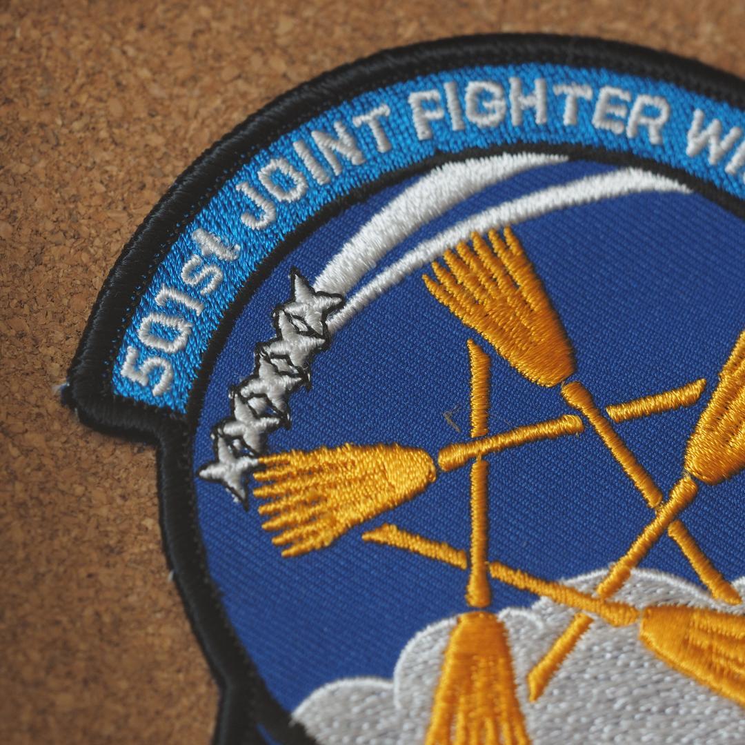 ストライクウィッチーズ 特典 部隊章ワッペン 501 507 額縁付き - メルカリ