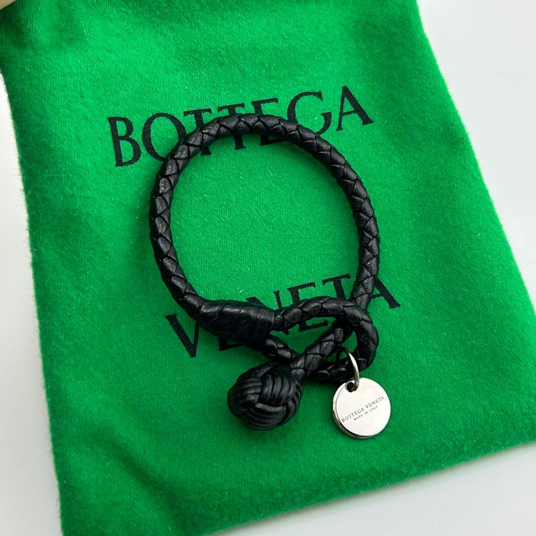 ✨極上美品✨ ボッテガ ブレスレット イントレチャート ロゴプレート