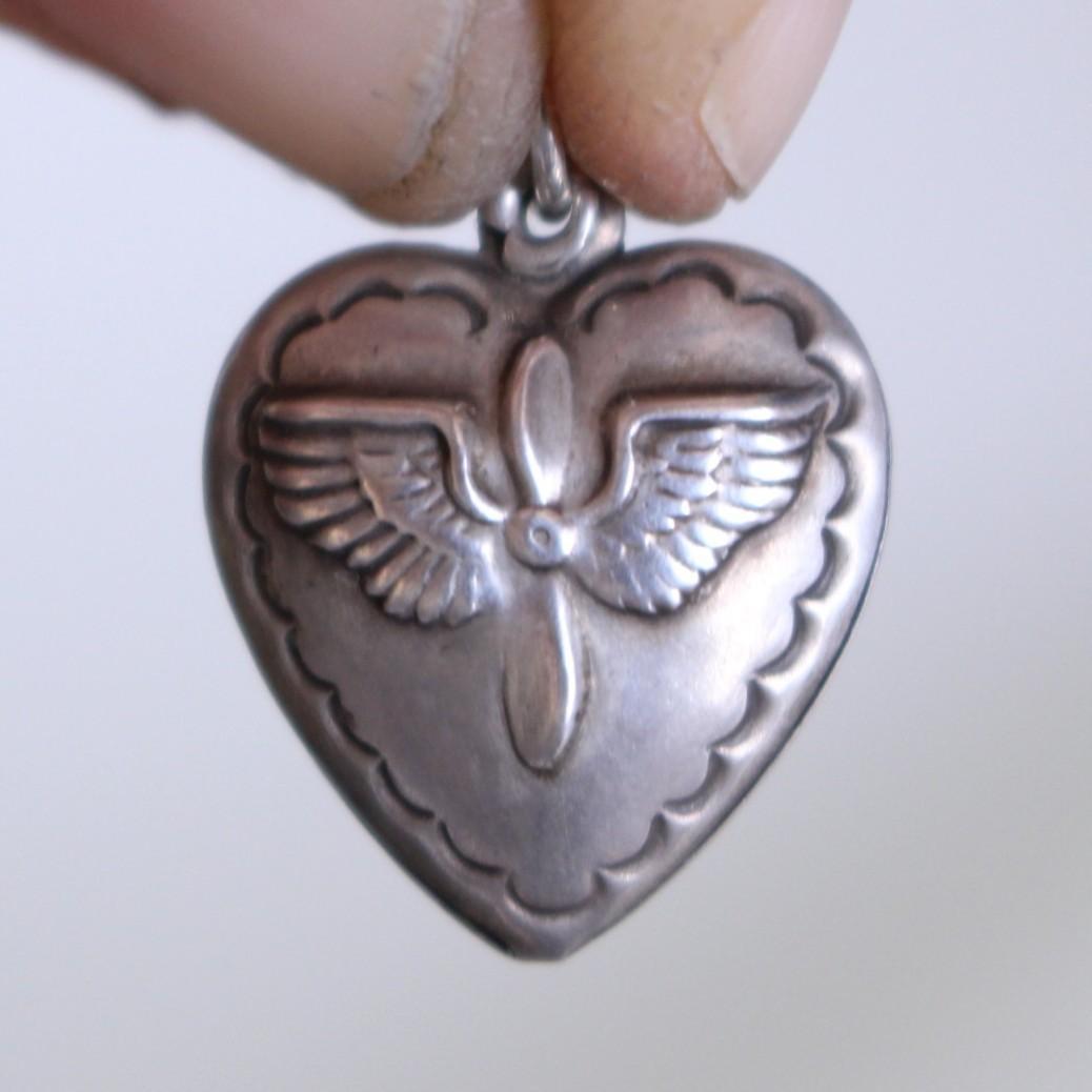 40s スウィートハートジュエリー WW2 古着に USAAF 米軍 navy - メルカリ