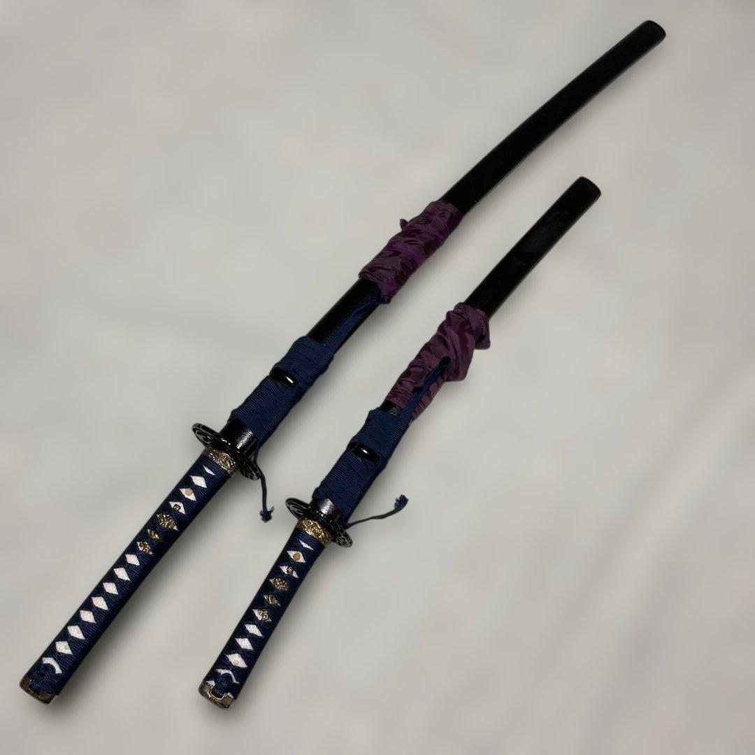 高級模造刀大小２本(刀袋付) 青柄 鶴羽透し丸鍔 黒梨地鞘