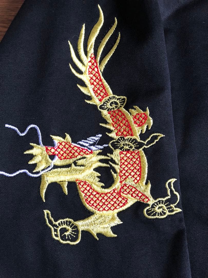 アンリラクシング ベトジャンunrelaxing ベトナムジャンパー - メルカリ