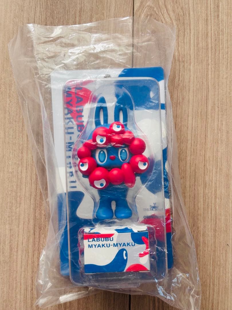 万博限定　LABUBU MYAKU-MYAKU ミャクミャク　ラブブ