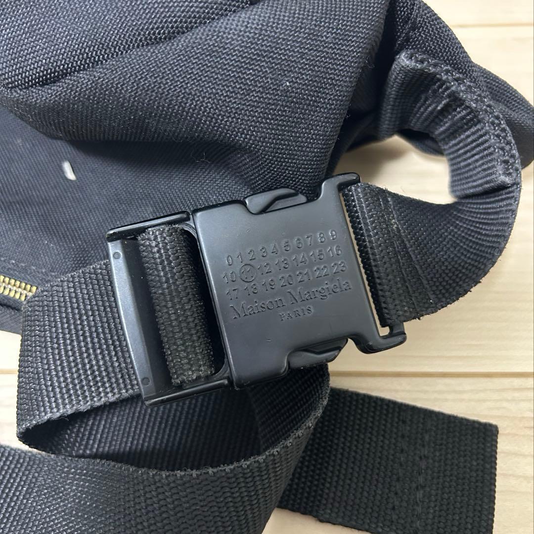 Maison Margiera 11 ボディバッグ ブラック パスケース付 - メルカリ