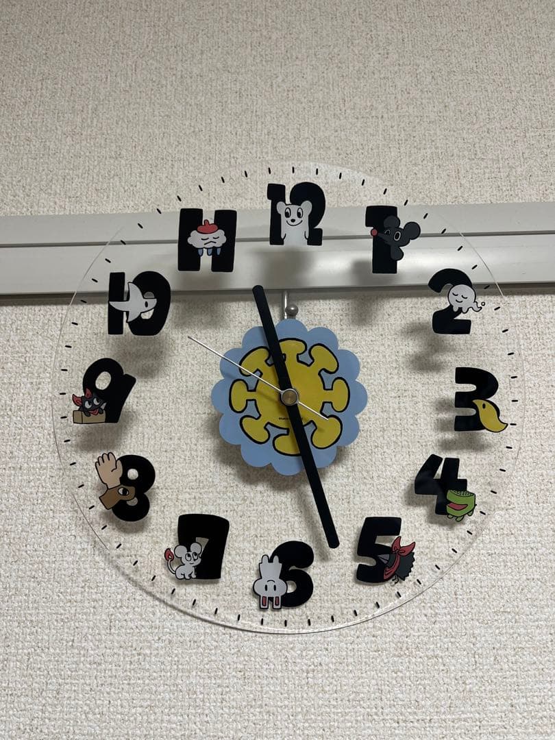 あらゐけいいち アクリル壁掛け時計 - メルカリ