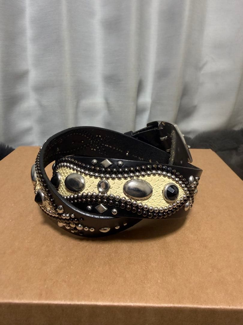 HTC風　スタッズレザーベルト　afb系