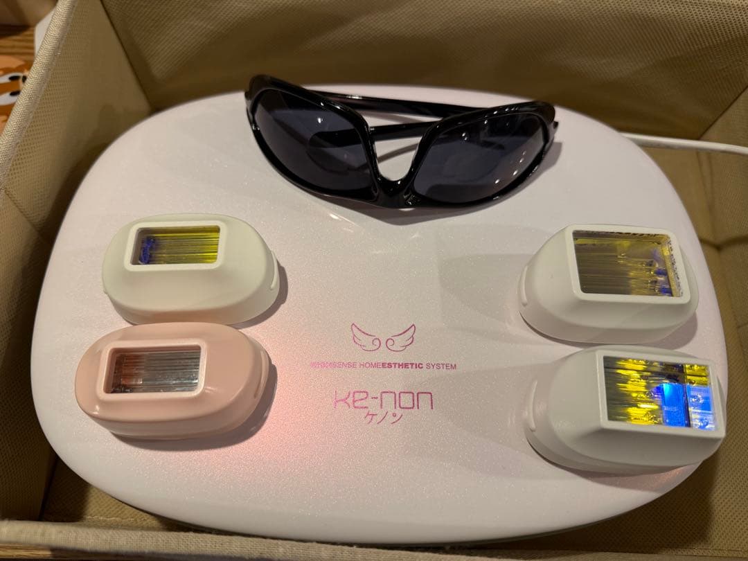 お正月限定価格＊KE-NON 脱毛器 カートリッジ4種類 ケノン ke-non 脱毛器 Ver8 0 カートリッジ4個付き｜Yahoo!フリマ（旧