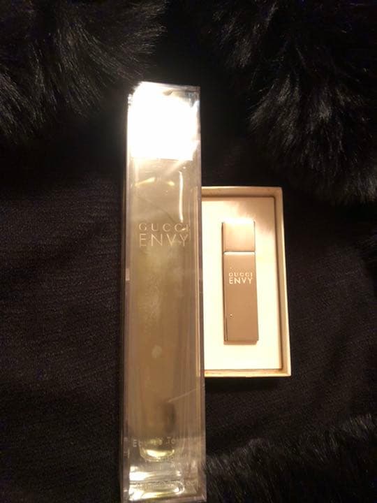 GUCCI   ENVY  (廃盤商品の為希少です)