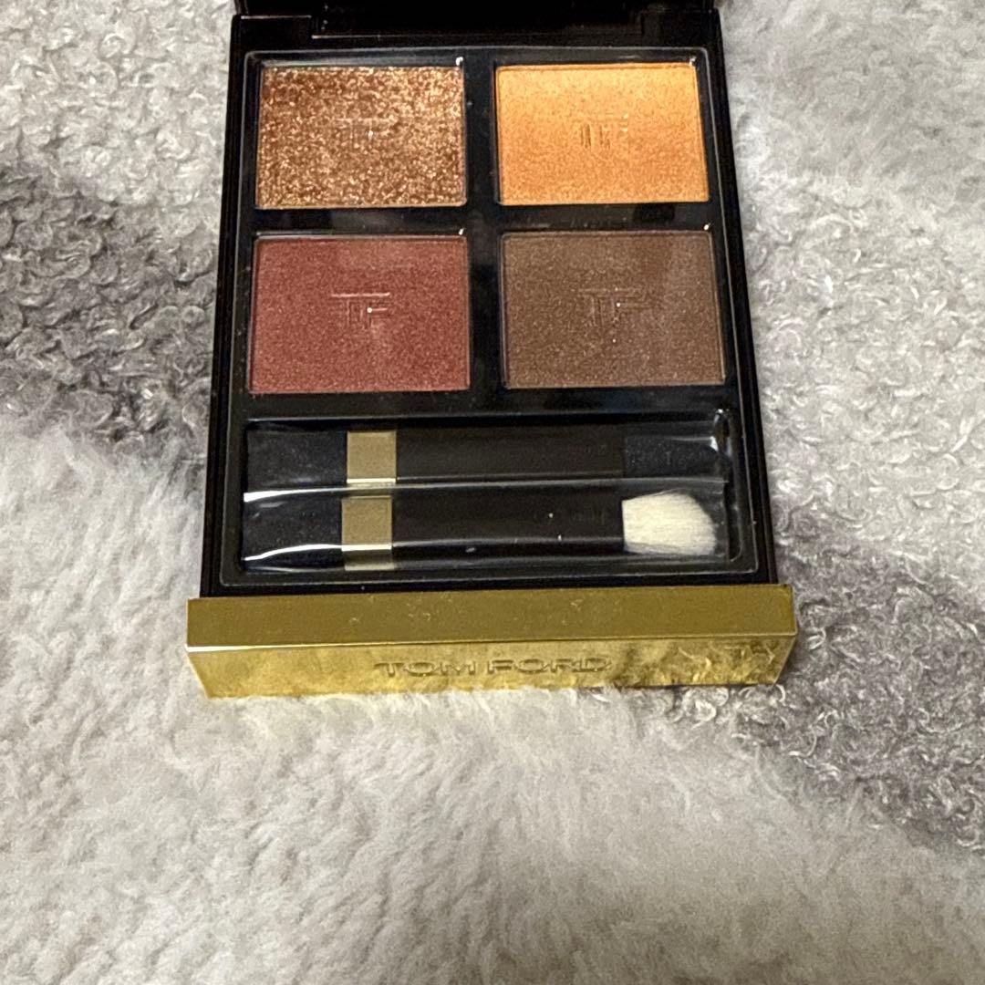 TOM FORD アイカラークオード　レオパードサン