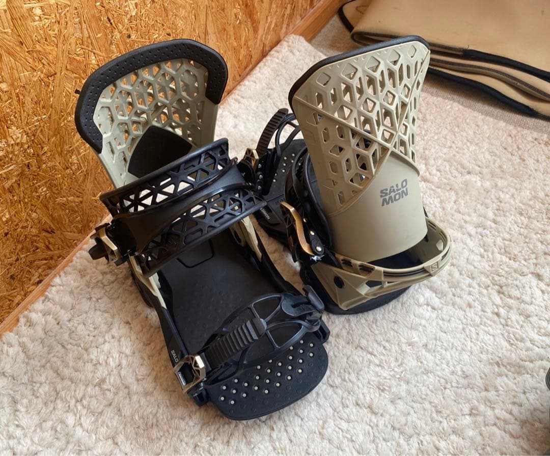 最終値下げ！ SALOMON HIGHLANDER Mサイズ Pale Kaki