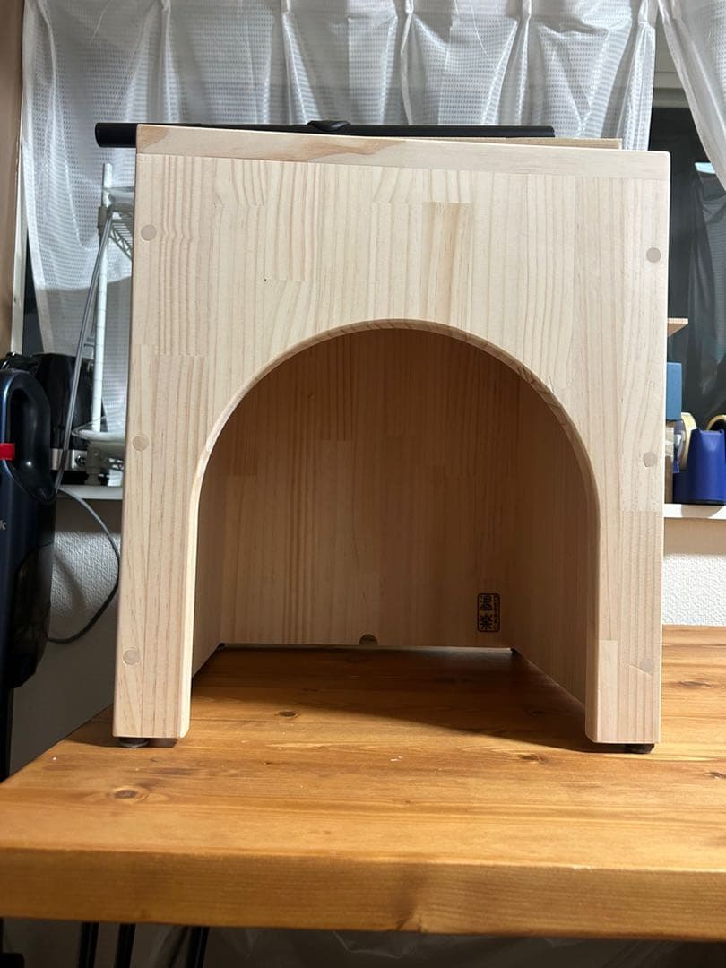 オーダーメイドした座浴器。日本の家具職人が手作りしたよもぎ蒸し座浴器（イスのみ）