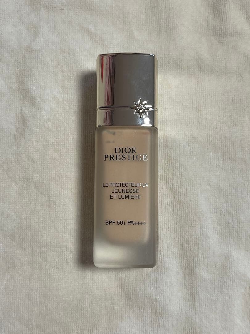 ディオール プレステージ ホワイト ルプロテクターUVルミエールbb 01 ディオール / プレステージ ホワイト ル プロテクター ルミエール UVの