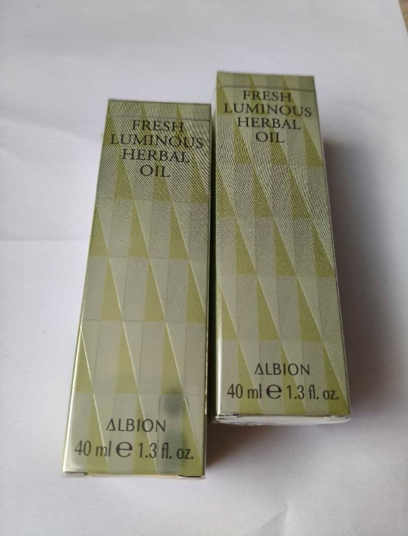 リニューアル品　アルビオン　フレッシュルミナスハーバルオイル　40ml2本セット