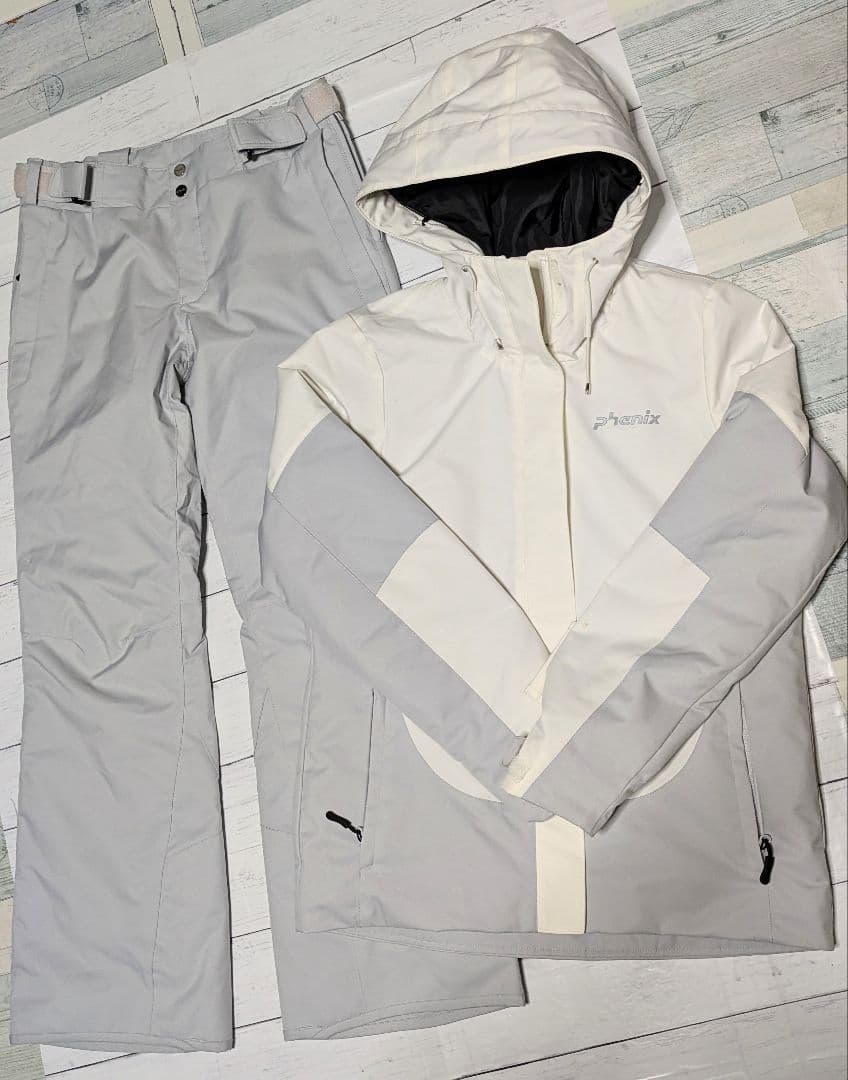 フェニックスPHENIX レディーススキースノボードスノボーウェア　サイズL