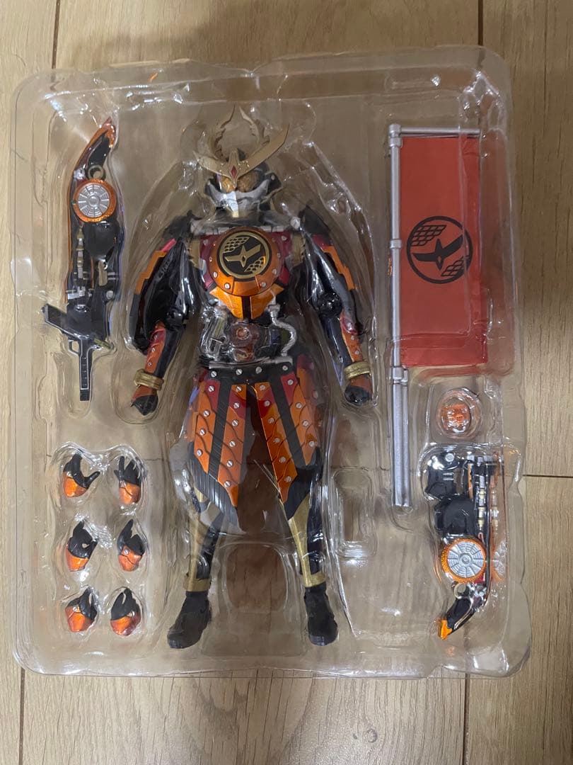 s.h.figuarts 仮面ライダー鎧武　カチドキ