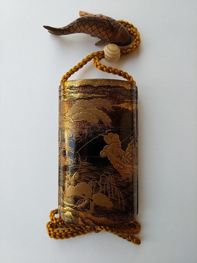 金地船人物高蒔絵印籠 梶川文龍斎作（江戸時代・美術館展示クラス
