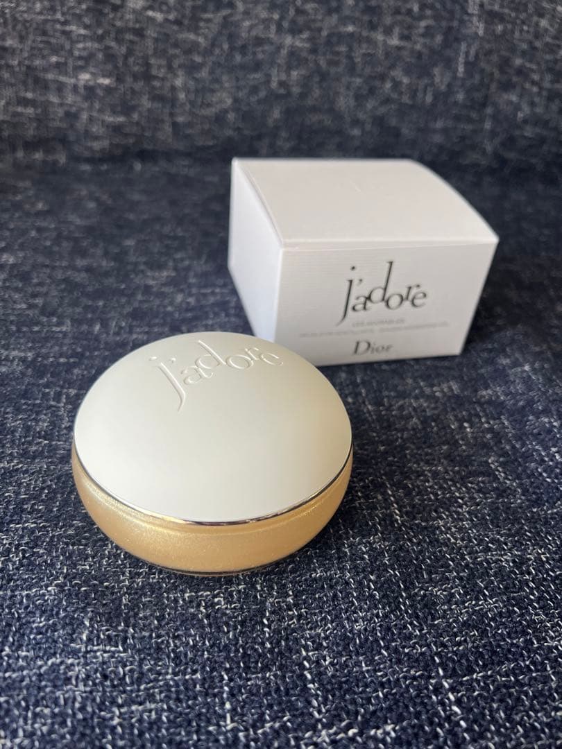 ジャドール シマリング ボディ ジェル (限定品)