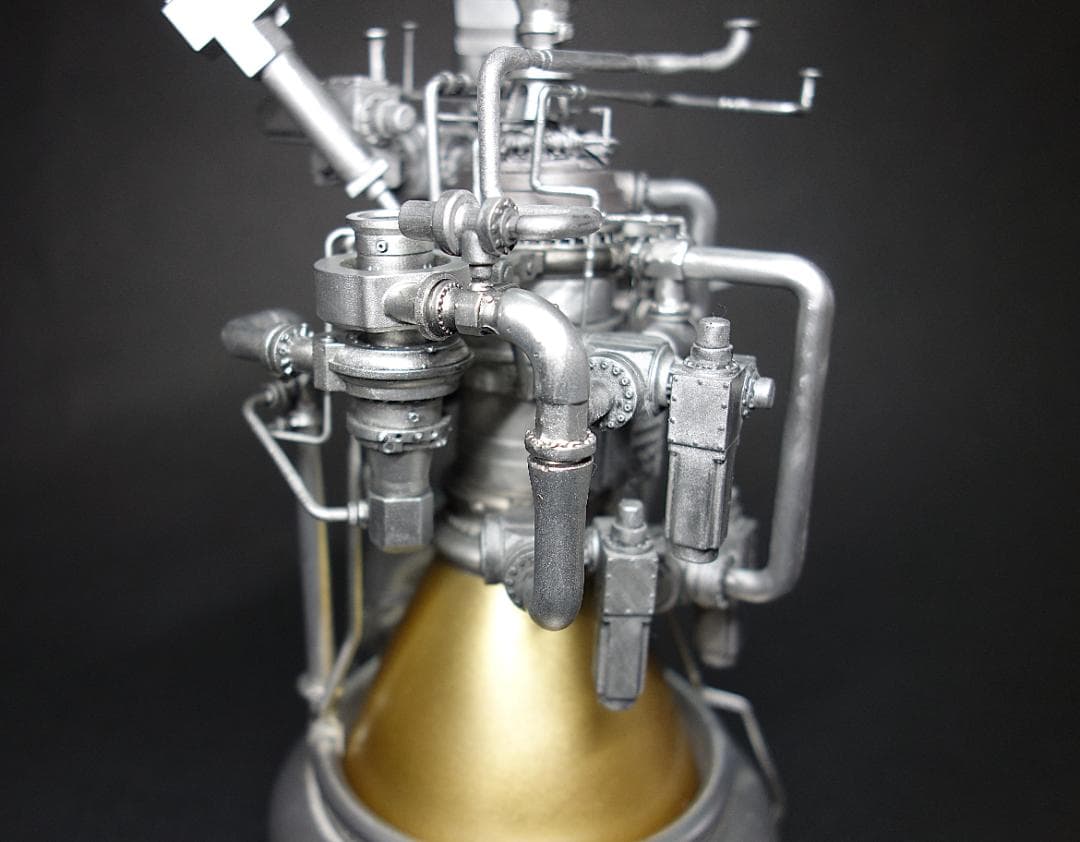 JAXA LE-9 ロケットエンジンモデル完成品 - メルカリ